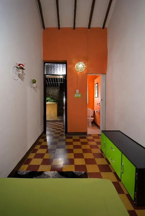 Raiz Hostel Medellín 0*,