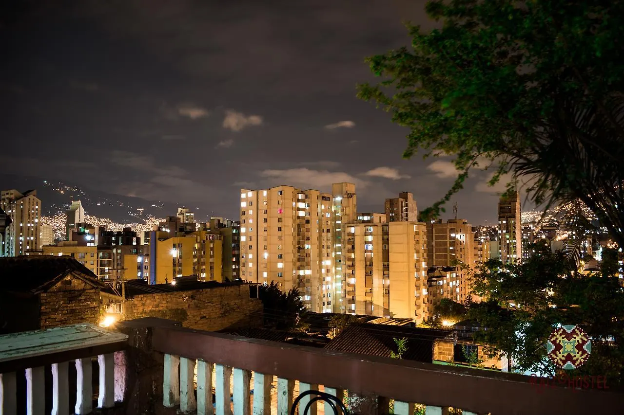Raiz Hostel Medellín